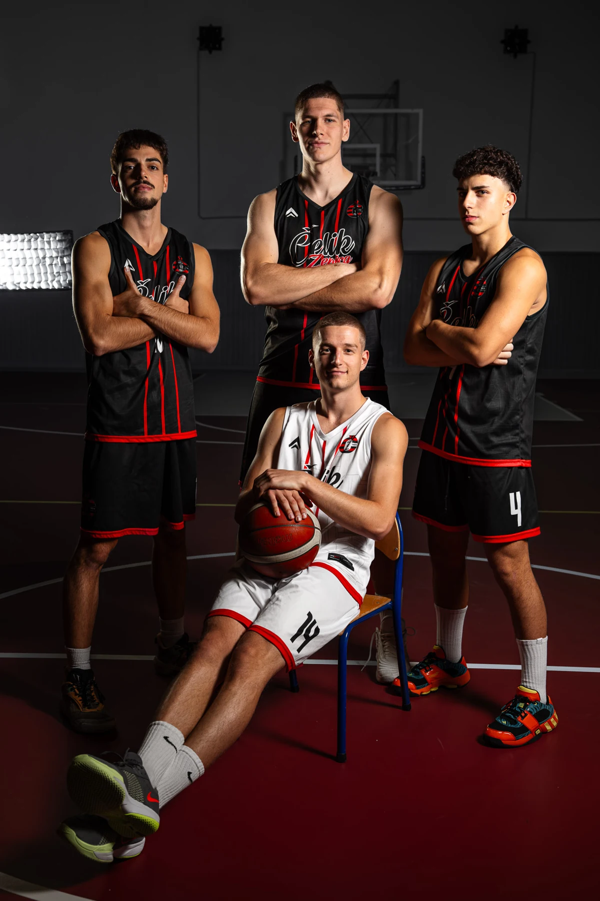 Grupna fotografija košarkaša Čelika